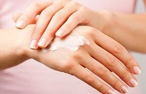 Psoriasia kremarekin tratamendua